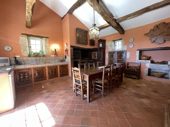 Image No.11-7 Bed House for sale