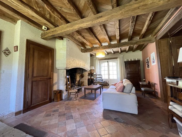 Image No.17-7 Bed House for sale