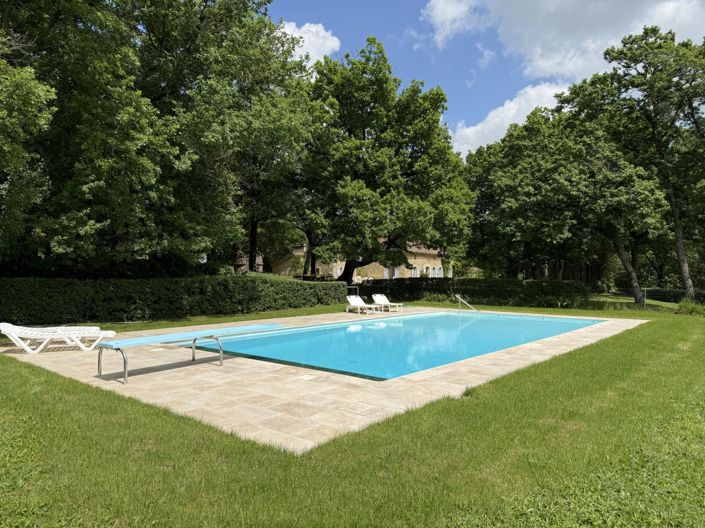 Image No.30-7 Bed House for sale