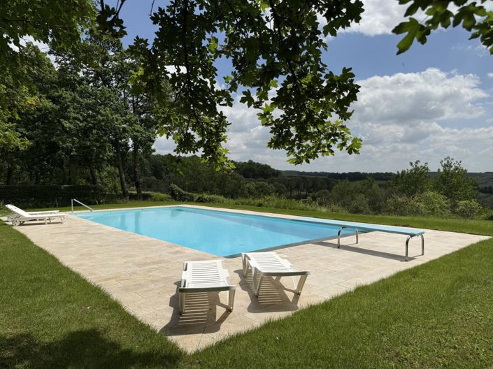 Image No.31-7 Bed House for sale