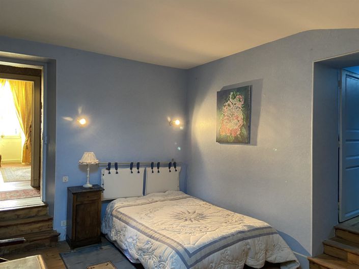 Image No.16-9 Bed House for sale