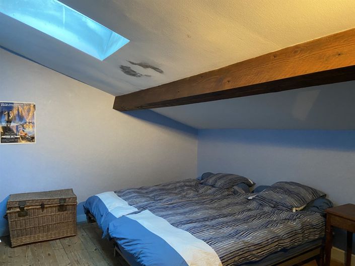 Image No.17-9 Bed House for sale