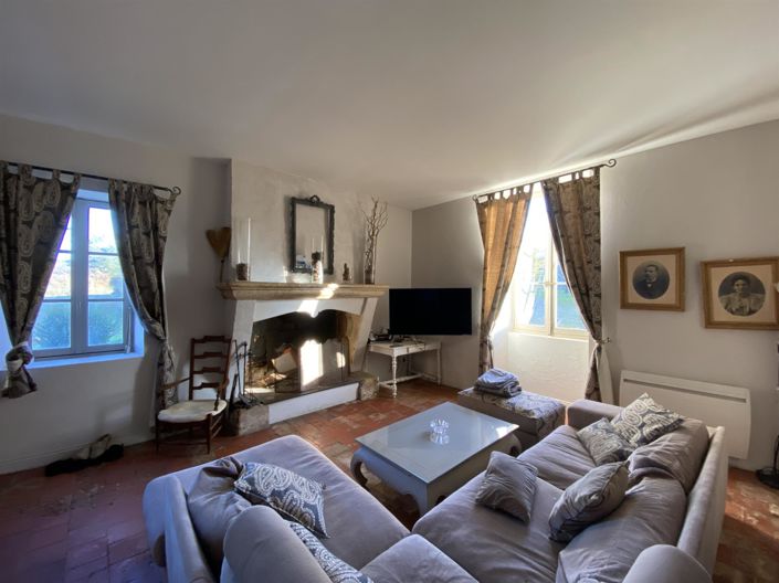 Image No.2-9 Bed House for sale