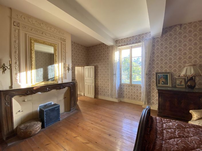 Image No.21-9 Bed House for sale