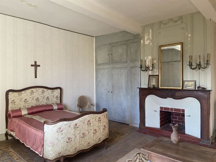 Image No.24-9 Bed House for sale