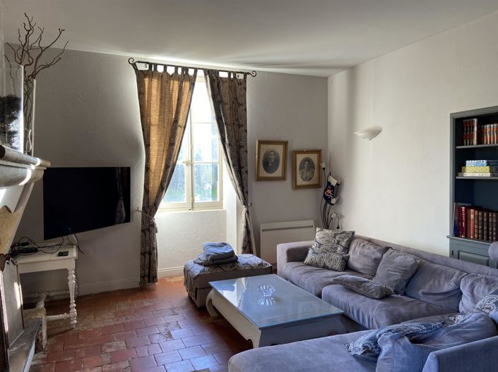 Image No.3-9 Bed House for sale