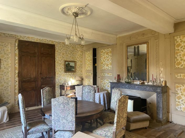 Image No.4-9 Bed House for sale