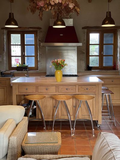 Image No.8-7 Bed House for sale