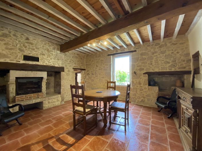 Image No.4-2 Bed House for sale