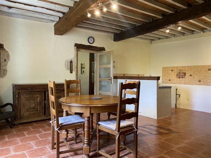 Image No.5-2 Bed House for sale