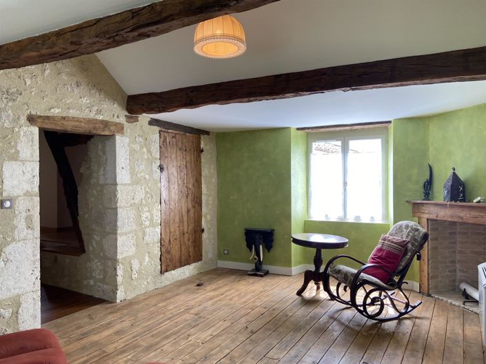 Image No.11-7 Bed House for sale