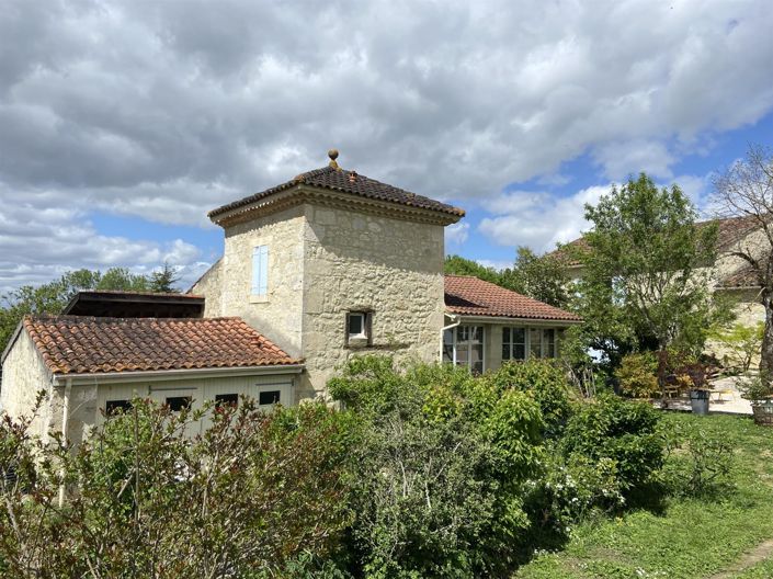 Image No.26-7 Bed House for sale