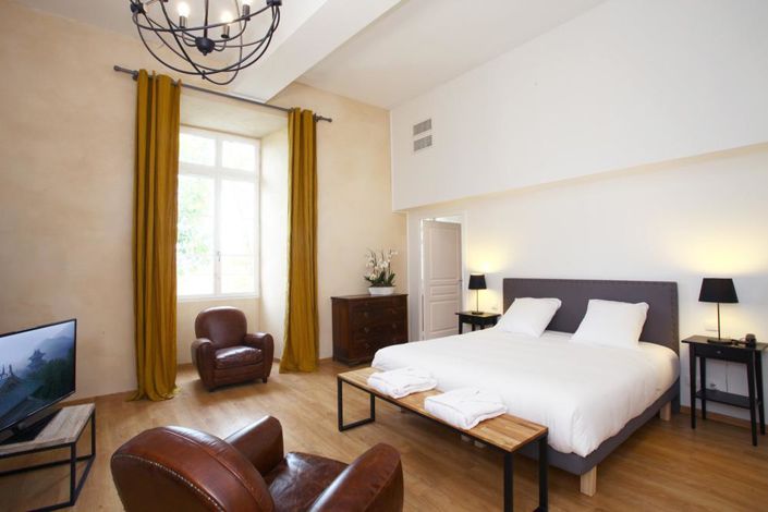 Image No.15-8 Bed House for sale