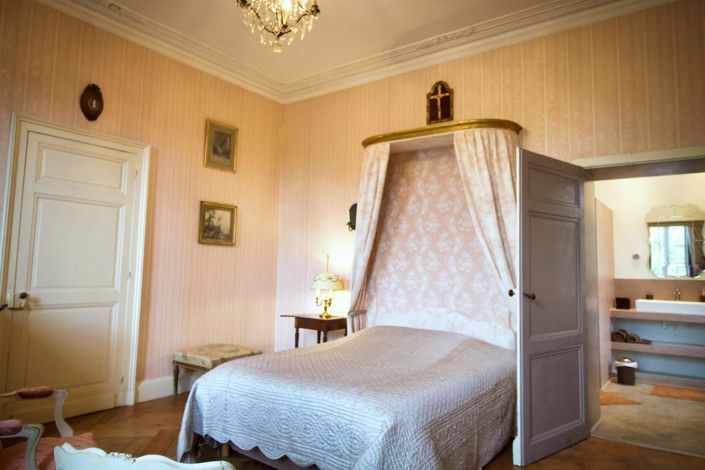 Image No.11-6 Bed House for sale