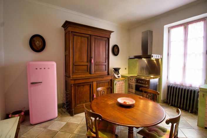 Image No.9-6 Bed House for sale