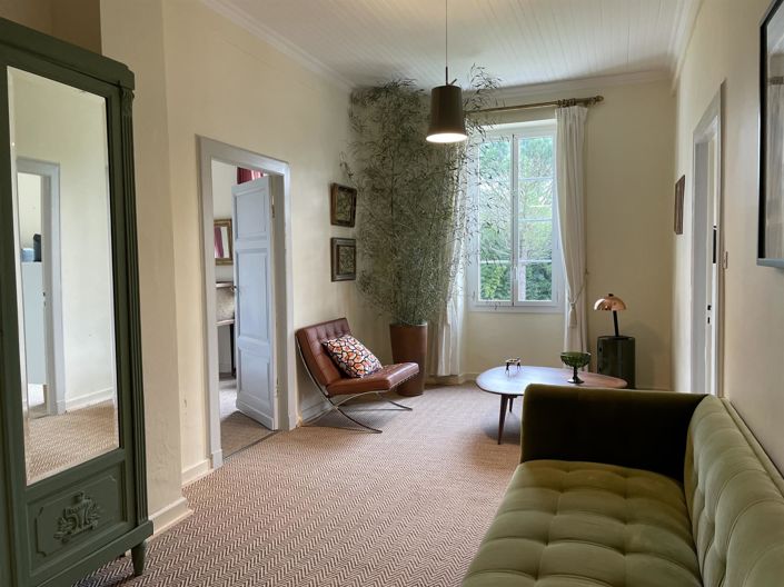 Image No.14-4 Bed House for sale