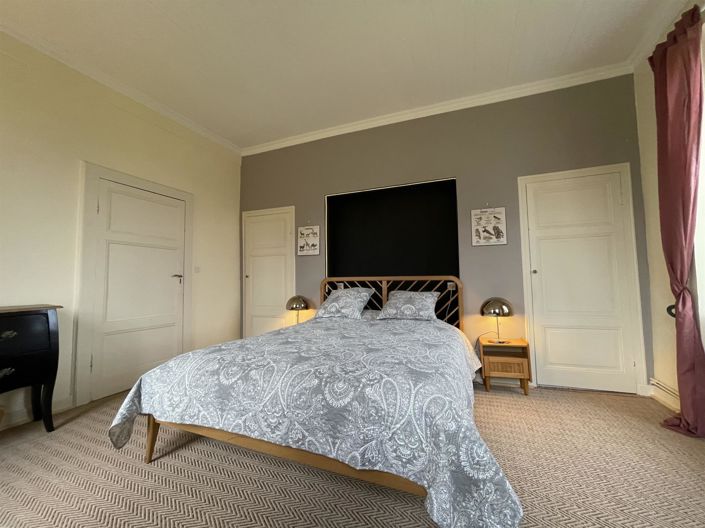 Image No.18-4 Bed House for sale