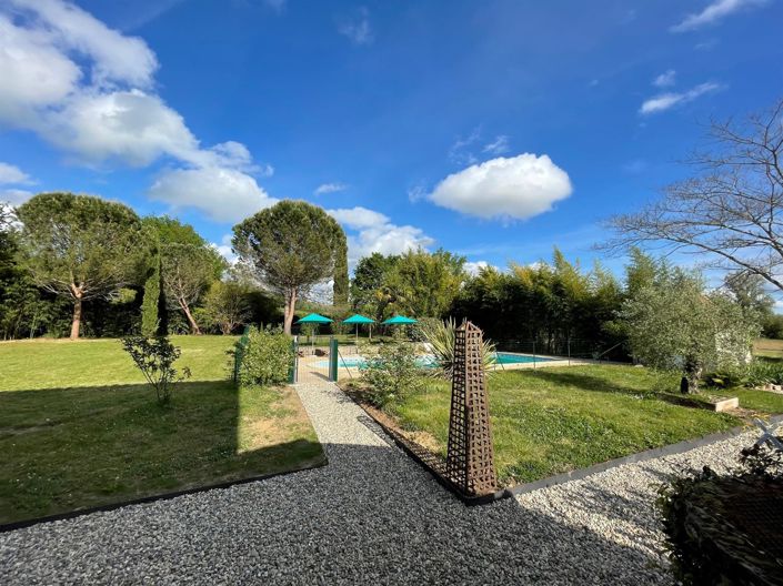 Image No.24-4 Bed House for sale