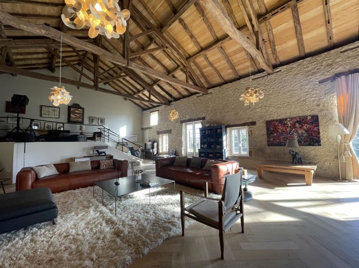 Image No.7-4 Bed House for sale