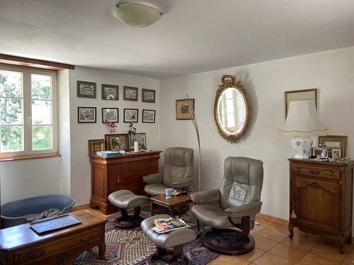 Image No.10-4 Bed House for sale