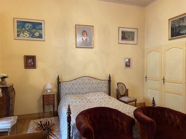 Image No.14-4 Bed House for sale