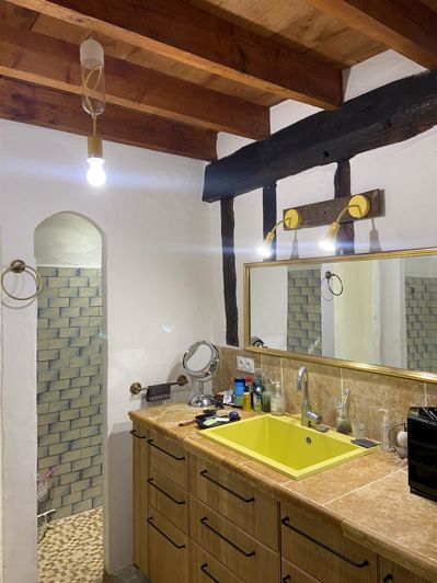 Image No.15-3 Bed House for sale