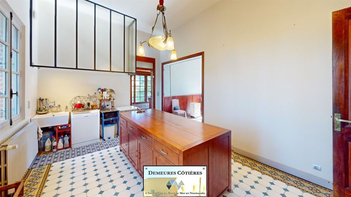 Image No.23-9 Bed House for sale