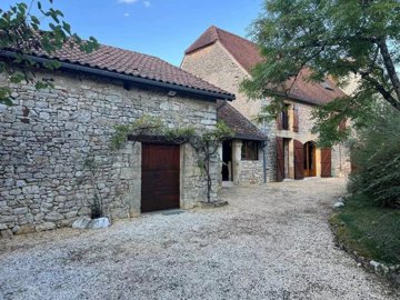 1 - Reilhaguet, Maison