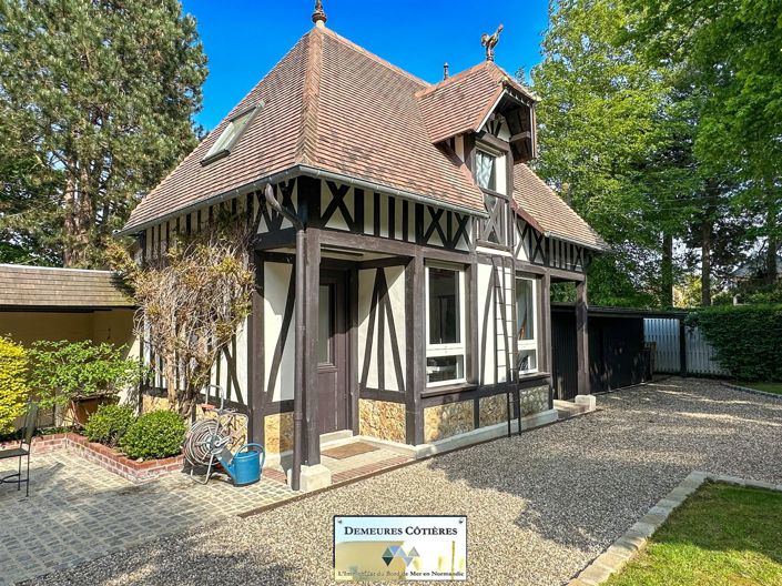 Image No.10-9 Bed House for sale