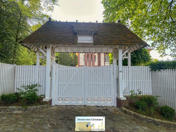 Image No.2-9 Bed House for sale