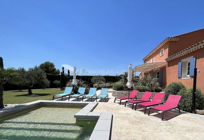 Image No.1-4 Bed House for sale