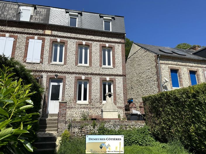 Image No.1-4 Bed House for sale