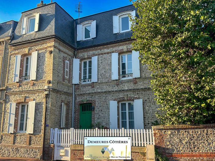 Image No.1-6 Bed House for sale