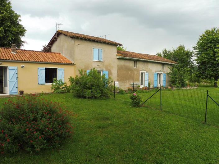 Image No.1-4 Bed House for sale