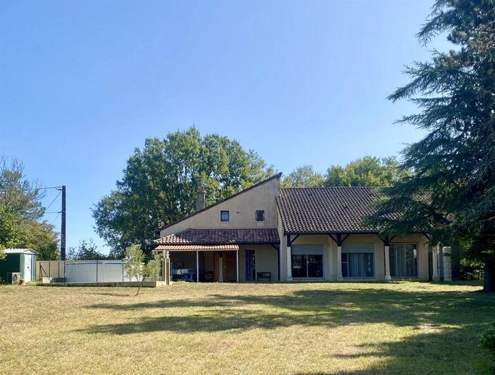 Image No.1-5 Bed House for sale