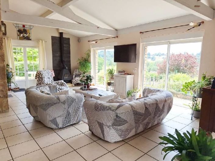 Image No.3-3 Bed House for sale