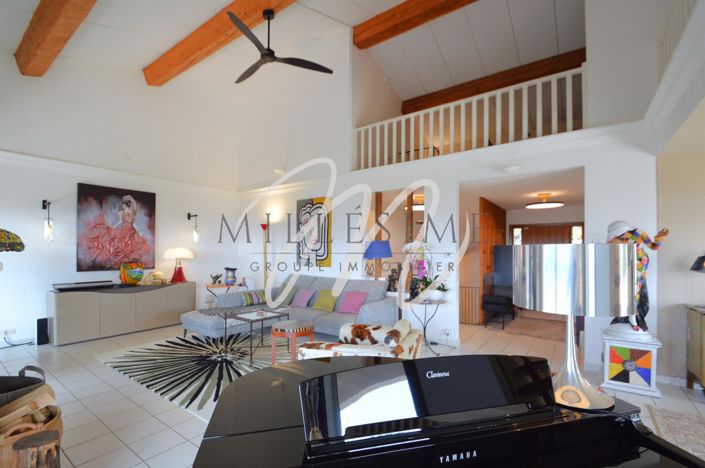 Image No.11-5 Bed House for sale