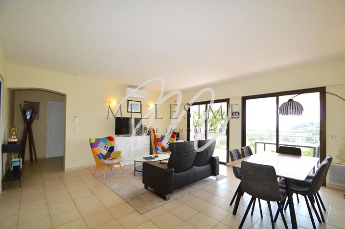 Image No.17-5 Bed House for sale