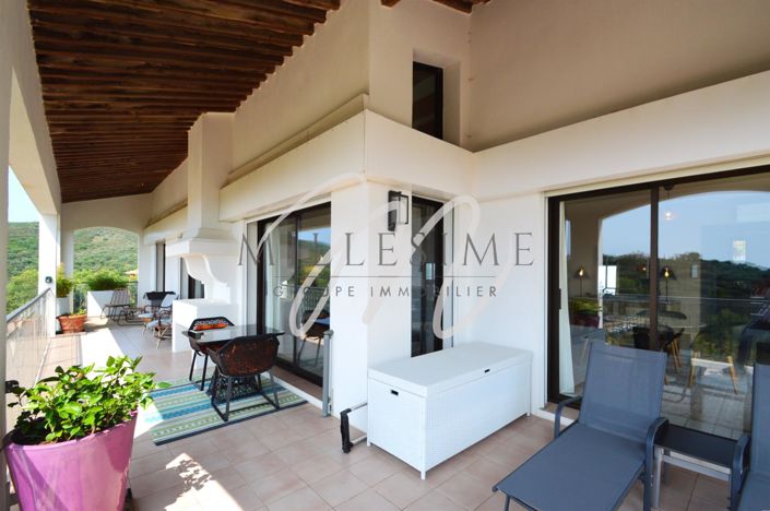 Image No.23-5 Bed House for sale