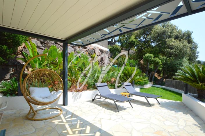 Image No.24-5 Bed House for sale