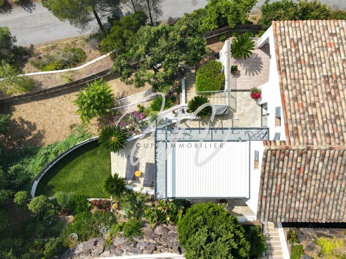 Image No.4-5 Bed House for sale