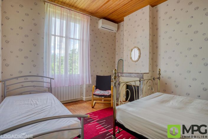 Image No.10-4 Bed House for sale