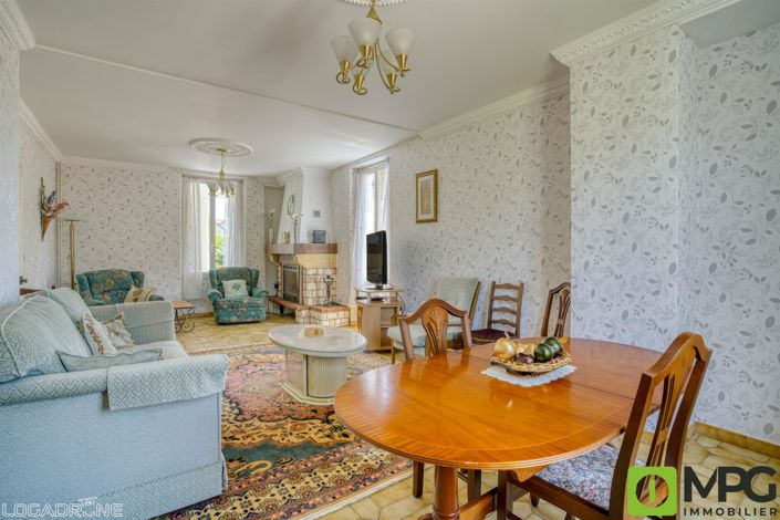 Image No.4-4 Bed House for sale