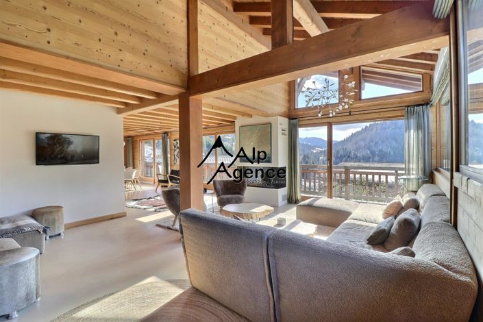 Image No.1-5 Bed Property for sale