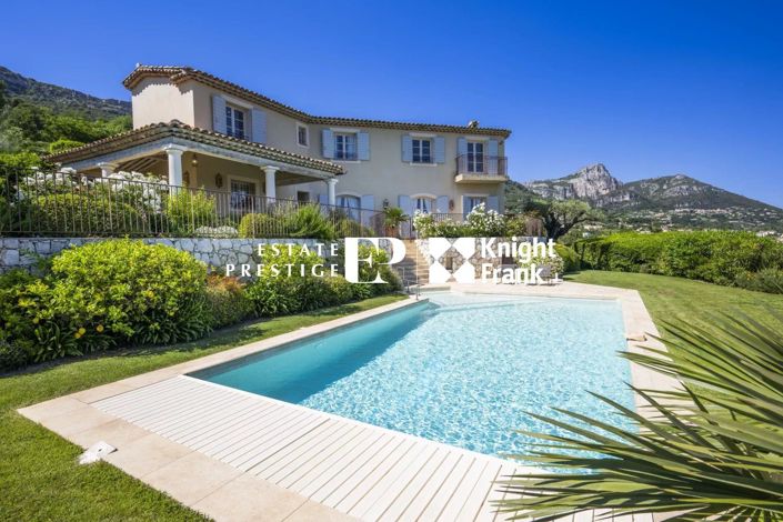 Image No.1-4 Bed House for sale