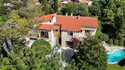 Maison de 5 chambres à vendre à Mougins