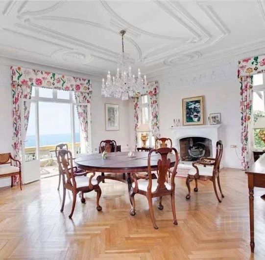 Image No.17-5 Bed House for sale