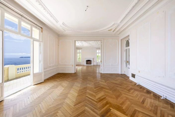 Image No.5-5 Bed House for sale