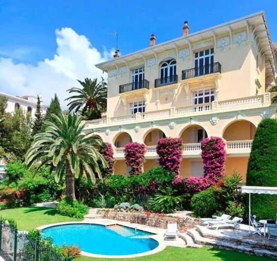 Image No.9-5 Bed House for sale