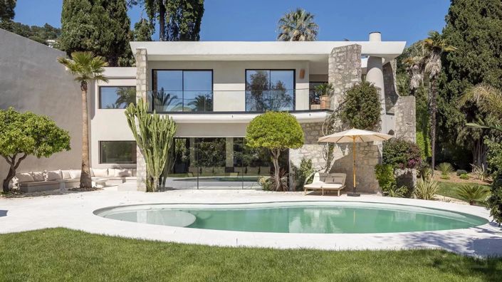 Image No.2-5 Bed House for sale